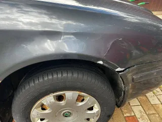 Skoda Octavia 2007 г.в., госномер С932АК790, VIN TMBDC41U988854631. Двигатель: номер 675982, мощность 75 л.с. (55.2 кВт), объем 1390 см³. Цвет темно-серый. Масса снаряженная 1209 кг, полная 1750 кг.