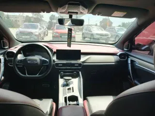Geely Coolray 2024 года, 150 л.с., 112000 км, АКПП, VIN Y4K8622Z5RB904651. Пробег 112 тыс. км со слов собственников, в удовлетворительном техническом состоянии. Более подробное техническое состояние выясняйте самостоятельно в ходе осмотра. Организатор торгов нюансами технического состояния не…