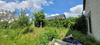 Здание 85 кв.м., участок 529 кв.м. и нежилое помещение, Ставропольский край. Здание 85 кв.м. и земельный участок 529 кв.м. в Ставрополе, еще нежилое помещение, расположенное по адресу: Ставропольский край, г. Ставрополь, Садоводческое товарищество Дружба, 218, с кадастровым номером…