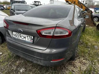 Ford Mondeo, 2011 года, 160 лс, 350 000 км, VIN: X9FDXXEEBDBU30647, находится в залоге у НАО ПКО "Первое клиентское бюро".