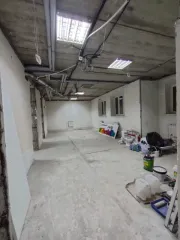 Нежилое помещение общей площадью 299 кв.м по адресу: 660018, Красноярский край, г. Красноярск, ул. Толстого, д. 21, кв. 310. Кадастровый номер: 24:50:0000000:40788. Просмотр по предварительному согласованию с финансовым управляющим путем направления запроса на электронную почту…