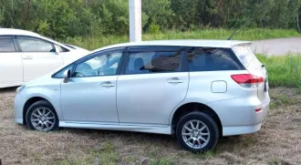Toyota Wish, 2011 автомобиль легковой, марка: Toyota, модель: Wish, модель № двигателя Zge250018859, VIN отсутствует, год изготовления: 2011.