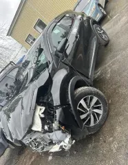 Renault Kaptur 2021 года, черный цвет, государственный номер Е623КВ186, VIN X7LASRA1867236875. Автомобиль после ДТП, 2021 года выпуска (86-005605). Проверка исправности не проводилась. ПТС и СТС не передавались. Транспортное средство длительное время не эксплуатировалось и не обслуживалось, его…