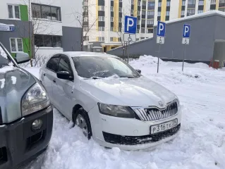 Skoda Rapid 2015, VIN: XW8AC1NH3GK105831, год выпуска: 2015, гос.номер Р316ТХ39. ТС находится в залоге у АО Тбанк. Повреждения ТС: задняя правая фара; заднее правое крыло; задний бампер; переднее правое крыло; передний правый бампер; передняя правая фара; замок открывания двери. ТС не на ходу.