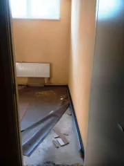 Нежилые помещения (кладовые) по адресу: Санкт-Петербург, Московское ш., д. 26, корп. 2, стр. 1: №41-Н, кад. №78:14:0007685:5578, площадь 7,3 кв.м.; №44-Н, кад. №78:14:0007685:5581, площадь 9,7 кв.м.; №47-Н, кад. №78:14:0007685:5584, площадь 9,3 кв.м.; №48-Н, кад. №78:14:0007685:5585, площадь 9,4…