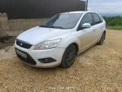 Ford Focus 2011, VIN X9FPXXEEDPBE75034, год выпуска 2011. Находится в залоге у ООО «РЕЗОРТ БАНК» (до переименования 06.08.2026 - ООО МФК «КЭШДРАЙВ»), ИНН 7459006240.