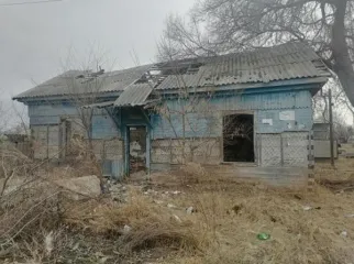 Отделение почтовой связи площадью 68.7 кв.м и земельный участок площадью 357.92 кв.м. Приморский край, г. Спасск-Дальний, ул. Мельничная, д. 151. Кадастровый номер земельного участка: 25:32:010304:2. Категория земель: земли населенных пунктов. Вид разрешенного использования: для целей связи…