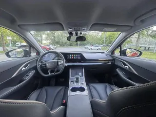 Omoda C5, 2023 года, 147 лс, 59646 км, АКПП, автомобиль легковой, год выпуска 2023, марка OMODA C5, VIN LVVDB21B4PD590431.