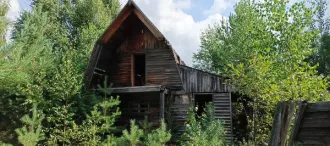 Нежилое здание 32.9 кв.м, участок 1405 кв.м, Пермский край. Здание, назначение: нежилое, этажей 2, в том числе подземных 0, общей площадью 32,9 кв.м., кадастровый номер: 59:37:0630102:1132, адрес: Российская Федерация, Пермский край, г.о. город Березники, п. Огурдино, ул. Ермака, с земельным…