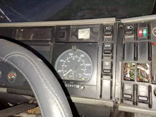 Volvo FL6, VIN YV2E4C4AXXB234357, шасси №D5B208010, кузов №YV2E4C4AXXB234357, цвет белый, 1999 г.в.