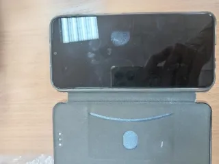 Мобильные телефоны и ноутбук в качестве годных остатков в количестве 26 штук, из них 25 мобильных телефонов и 1 ноутбук. Сотовый телефон марки Itel в корпусе светло-зеленого цвета IMEI 1:355316370505928, IMEI 2:355316370505936. Сотовый телефон Tecno Camon 19. Сотовый телефон марки Samsung IMEI…