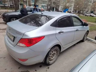 Hyundai Solaris, 2013 года, 107 лс, 183757 км. Автомобиль легковой VIN Z94CT41CACR184429 марка модель Hyundai Solaris год выпуска 2013 г. пробег 183757 км двигатель бензин 1396 см³ 107 л.с. КПП механическая