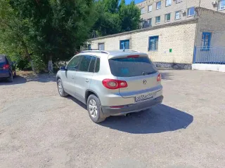 Volkswagen Tiguan, 2010 года, 170 лс, 153000 км, полный привод, АКПП автомобиль «WOLKSWAGEN TIGUAN» 2010 года выпуска, VIN - XW8ZZZ5NZBG105560, номер двигателя CAW 110650 местонахождение автомобиля г. Палласовка Волгоградская область