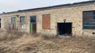 Объект аренды – единый недвижимый комплекс в составе: - 5 объектов недвижимости, общей площадью 1 975,70 кв.м. - земельный участок, общей площадью 15 000 +/- 31. Адрес (местонахождение) объекта: Приморский край, г. Уссурийск, ул. Резервная, д.13 имущественный комплекс, из 5 объектов недвижимости…
