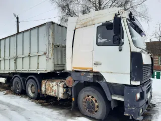 МАЗ 643008-2013, KRONE SD 2008 - Грузовой тягач седельный, марка: МАЗ 643008-060-010, VIN Y3M643008D0001734, год выпуска – 2013г., цвет – Белый; тип двигателя – Дизельный, рабочий объем двигателя – 14 866 куб. см; - Полуприцеп с бортовой платформой, марка: KRONE SD, VIN WKESD000000423398, год…