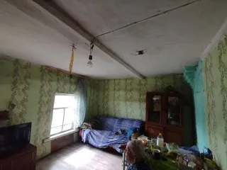 Дом 29,8 кв.м. и земельный участок 2400 кв.м., Кемеровская обл. Земельный участок. Категория земель: Земли населенных пунктов Вид разрешенного использования: Для ведения личного подсобного хозяйства Площадь: 2400 кв.м. Адрес: Кемеровская область, р-н. Промышленновский, д. Прогресс, ул. Центральная…