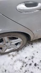 Mercedes-Benz E-200 Kompressor, 2003 года выпуска, VIN WDB2110421A238489, белый, бензиновый двигатель 1.8 л (163 л.с.), госномер T9I9EK09 (не на ходу).