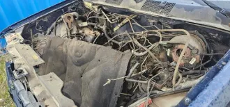 Jeep Grand Cherokee, год выпуска не установлен, госномер К736ЕМ193. Ключи и документы отсутствуют, разукомплектован, не на ходу, имеет видимые значительные повреждения, возможно наличие иных скрытых повреждений. Имущество продается в том виде, в каком оно есть, в случае продажи возврату/обмену не…