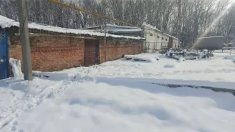 Дом 37,8 кв.м и земельный участок 1630 кв.м, Ставропольский край, Георгиевский р-н, с. Обильное, ул. Ленина, д. 12. Земельный участок (1630 кв.м.) + жилой дом (37,8 кв.м.). Кадастровый номер земельного участка: 26:25:041214:18; Кадастровый номер жилого дома: 26:25:041214:77.