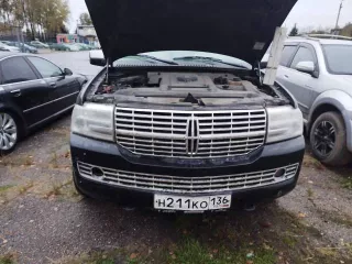Lincoln Navigator, VIN: 5LMFL28517LJ21621, 2007 г., 304 л.с., черный.
