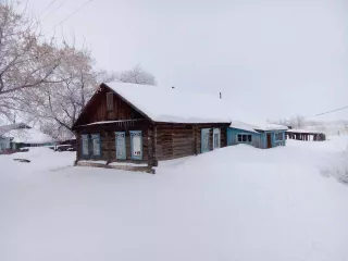 ¼ доля в праве на жилой дом. Кадастровый номер: 22:27:011301:316. Вид собственности: общая долевая. Адрес: Алтайский край, Мамонтовский район, с. Украинка, ул. Октябрьская, дом 34. Назначение: жилое. Площадь: 86,8 кв.м., площадь у должника: 21,7 кв.м. ¼ доля в праве на земельный участок…