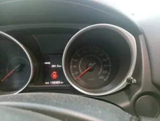 Мицубиси АСХ 2013 года, 140 л.с., пробег 138383 км, АКПП. Автомобиль серого цвета, VIN: JMBXTGA3WDE708905. Находится в залоге. ТС б/у, возможно наличие скрытых дефектов, требуется личный осмотр.