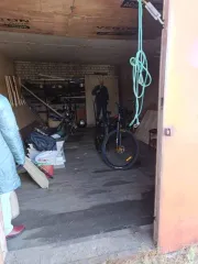 Гараж 30,1 кв.м. и земельный участок 33 кв.м. в Благовещенске. Гараж, площадь 30.1 кв.м., назначение: Нежилое, количество этажей: 1, адрес (местонахождение): Россия, Амурская область, муниципальный округ Благовещенский, кадастровый номер: 28:01:020410:2404. Земельный участок, площадь 33 +/- 2…