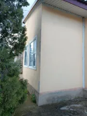 Административно-бытовое помещение площадью 58,7 кв. м, кадастровый номер 23:09:0306001:489, расположенное по адресу: Краснодарский край, Кавказский район, хутор Привольный, улица Октябрьская, д. 1, пом. 2; сарай площадью 8,5 кв. м, кадастровый номер 23:09:0306001:802; сарай площадью 8,4 кв. м…