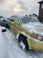 Honda HR-V 2000 года, 105 л.с., госномер Р975УН59, цвет желтый, двигатель бензиновый.