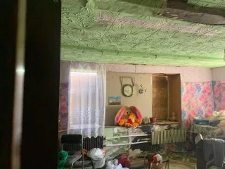 Дом 36 кв.м и земельный участок 4046 кв.м, Орловская область. Земельный участок 4046 кв.м, кадастровый номер 57:09:0080101:88, и стоящее на нём здание 36 кв.м, кадастровый номер 57:09:0080101:254, по адресу: Орловская обл., р-н Кромской, с.п. Апальковское, с. Коровье Болото, д. 122.