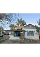 Дом 71,2 кв.м и земельный участок 816 кв.м, Саратовская область, Александрово-Гайский район. Жилое здание, площадь: 71,2 кв.м., кадастровый номер: 64:01:070201:43 и земельный участок, площадь: 816 кв.м., категория земель: Земли населенных пунктов, разрешенное использование: Для ведения личного…