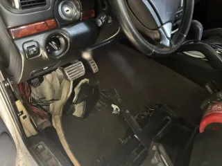 Porsche Cayenne 2005, автомобиль марки Porsche модель Cayenne 2005 г.в., VIN WP1ZZZ9PZ5LA50158. С предметом торгов можно ознакомиться: г. Пенза, предварительно согласовав дату и время по телефону 89270968655 или направив запрос на адрес электронной почты: 89270968655t@mail.ru.