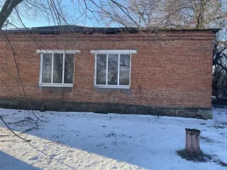 Нежилое здание с кадастровым номером 61:06:0060209:131 площадью 375,2 кв. м., расположенное по адресу: Ростовская область, Веселовский р-н, х. Красное Знамя, пер. Школьный, 7 иземельный участок с кадастровым номером 61:06:0060209:12 площадью 5600 кв. м., расположенный по адресу: Ростовская область…