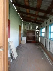 Встроенные нежилые помещения в жилом доме, назначение: нежилое, площадью 64,4 кв. м., кадастровый номер 45:07:033301:377. Вид ограничений и обременений: нет.