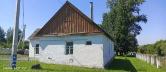 Нежилое здание (здание библиотеки),  КН 48:06:1570203:14, 1965 года постройки, площадью 79,3 кв. м,  расположенное на земельном участке, КН 48:06:1570203:15, площадью 618 кв. м, местоположение: Липецкая область, Долгоруковский округ, с.Войсковая Казинка, ул.Центральная, д.16 Местоположение…