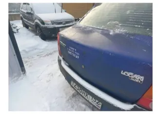 Renault Logan 2006 года, 75 лс, 300396 км, VIN: X7LLSRAGH6H039343. Обращаю внимание, что коробка передач: 2-я и 3-я передачи включаются иногда с хрустом. Подвеска: Потекли передние амортизаторы и пыльник отбойника. Сайлентблоки передних рычагов, шаровые опоры и рулевые наконечники имеют износ и…