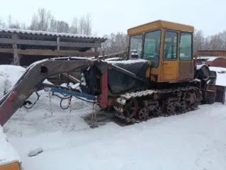 Трактор ДТ-75 без г/н, № двигателя 605147, г.в. не установлен; Трактор ДТ-75Т, бульдозер без г/н, № двигателя 6409, г/в не установлен. Находятся в Каратузском районе, рабочее состояние не проверялось, ключи и документы отсутствуют. (51К/2026) Трактор ДТ-75 без г/н, № двигателя 605147, г.в. не…