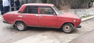 Автомобиль легковой седан ВАЗ 21074, г/н М030РО124, 2005 г.в., VIN XTA21074053133986, кузов № 8101565, СТС, ПТС, состояние и комплектность не проверялась. Находится в п. Шушенском. Техническое состояние не проверялось. Многочисленные следы ржавчины. Находится в частично разукомплектованном…