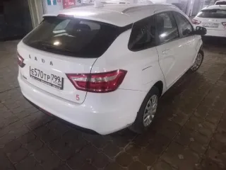 LADA VESTA 2020 года выпуска. Привод передний. Объем двигателя 1596.0, мощность 106.1. Экологический класс 5. Пробег 169139 км. Государственный регистрационный знак Е570ТР799. Коробка передач механическая. VIN номер XTAGFK110LY403800. Назначение pryamie.