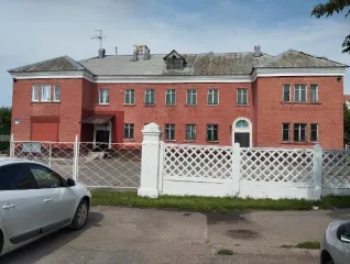 Нежилое помещение 2П/2 108,9 кв. м с кадастровым номером 55:36:120307:24920, площадью 108,9 кв. м, расположено на втором этаже административного здания. Кадастровый номер объекта недвижимости (здания, сооружения), в пределах которого расположено помещение: Общая площадь: 108.9 Расположение в…