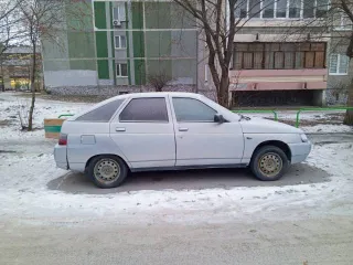 ВАЗ 21122 2003 года, VIN XTA21122030129404. Номер установленного двигателя не соответствует указанному в документах.