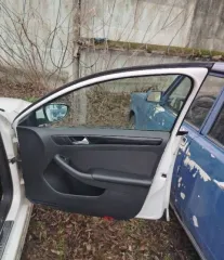 Volkswagen Jetta, 2013 года, 122 лс, 179737 км. Ид.№ (VIN): XW8ZZZ16ZDN004370. Марка, модель ТС: Volkswagen Jetta. Категория ТС: B. Год изготовления ТС: 2013. Модель, № двигателя: CAX D60041. Кузов (коляска) №: XW8ZZZ16ZDN004370.
