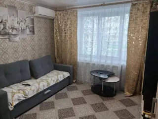 Доля комнаты 37.1 кв.м. в Саратовской обл. Россия, обл Саратовская, г Вольск, ул Волгоградская, дом 46, квартира 22, кадастровый (условный) номер: 64:42:010301:2650 Находится в долевой собственности, размер доли: 1/3