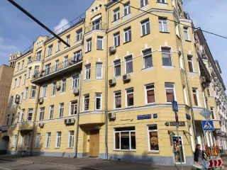 Нежилое помещение 154,8 кв м Большая Пионерская д 13/6А стр 1 Москва, нежилое помещение по адресу: г. Москва, ул. Большая Пионерская, д. 13/6А, стр. 1, площадью 154,8 кв. м, (подвал № 0, этаж №1), кадастровый номер: 77:01:0006014:3582, назначение нежилого помещения: Свободное, общая площадь: 154.8…