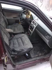 LADA Priora (217030) 2008 года выпуска, VIN: XTA21703080130702. Цвет кузова: Темно-Вишневый. Объем двигателя: 4596 см³, тип: легковой. Пробег: 390817 км. Находится в залоге у ПАО «Совкомбанк».