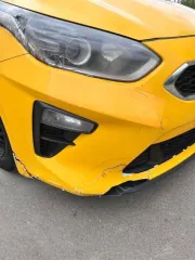KIA Ceed 2019 года, VIN XWEH4816BK0001072, госномер У588ОХ799. Желтый цвет (в пленке), состояние удовлетворительное (после такси). Находится в залоге у ПАО Банк Зенит.