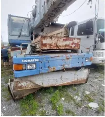 Кран самоходный Komatsu LW250-5, зав. № (рамы): L003-50094, 2006 г.в., цвет: синий, серый, документы (СОМ, ПСМ): в наличии, состояние: нерабочий, разукомплектован.