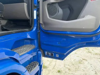 Грузовой тягач седельный SCANIA R4X200 ADR FL YS2R4X20005603621 2020