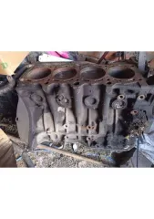 Toyota Ipsum 1996 года, белый цвет. VIN-номер кузова: SXM100016910. Двигатель бензиновый, объем 1998 см³, мощность 140 л.с. (103 кВт). ПТС 54 PA 149249, госномер А239МС154. Максимальная разрешенная масса 1450 кг, снаряженная масса 940 кг. Производство Япония.