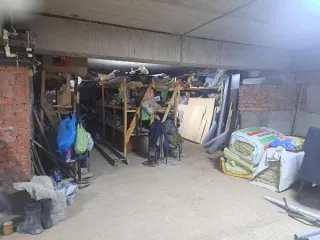 Доля в праве общей долевой собственности (126/200 доли) на нежилое помещение площадью 265,8 кв.м., кадастровый номер 43:40:000443:1710, расположенное по адресу: Кировская область, г. Киров, ул. Верхосунская, д. 23 А, пом. 1001 Доля в праве общей долевой собственности (126/200 доли) на нежилое…